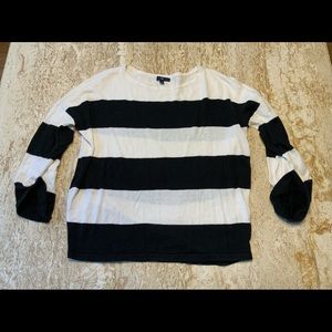 Gap Black and White Striped Sweater